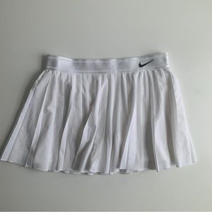 Nike Pleated White Victory Skirt Skort Tennis Golf